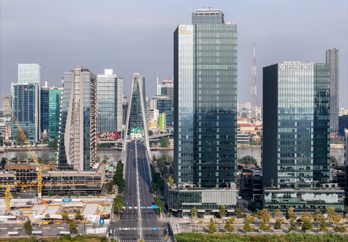 Khu vực Thủ Thiêm và cầu Ba Son nhìn về quận 1, TP HCM vào tháng 1/2025. Ảnh: Quỳnh Trần